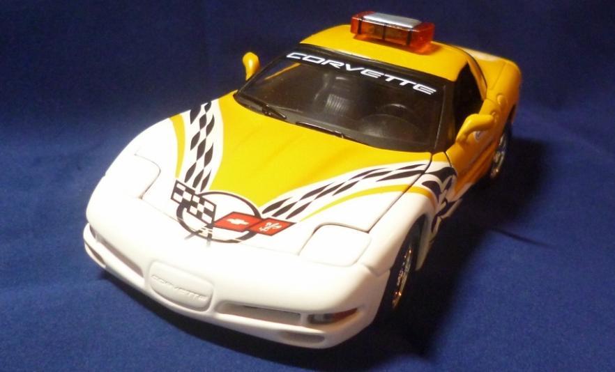 ミニカー UT models Chevrolet Corvette Pace Car UT Models 1978 Chevrolet Corvette Pace Car 1/18 | eBay